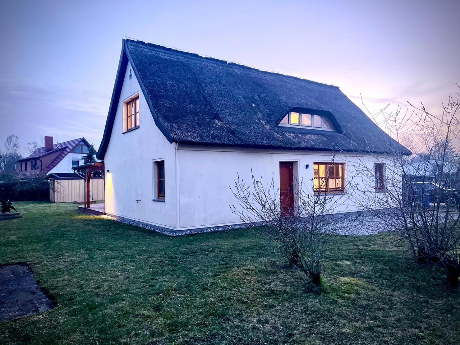 Huus Am Darss Villa Fuhlendorf  Екстериор снимка